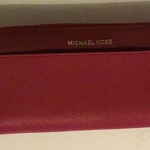 BRAND NEW MICHAEL KORS WALLET IN WINE RED WITH TAGS